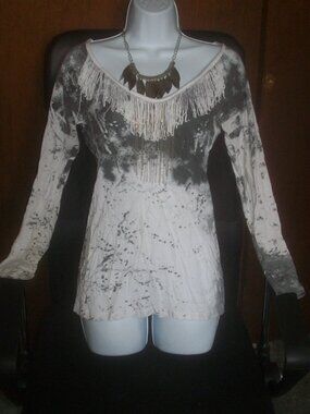 womens white fringe top.chain bling.lightweight blouse.size small